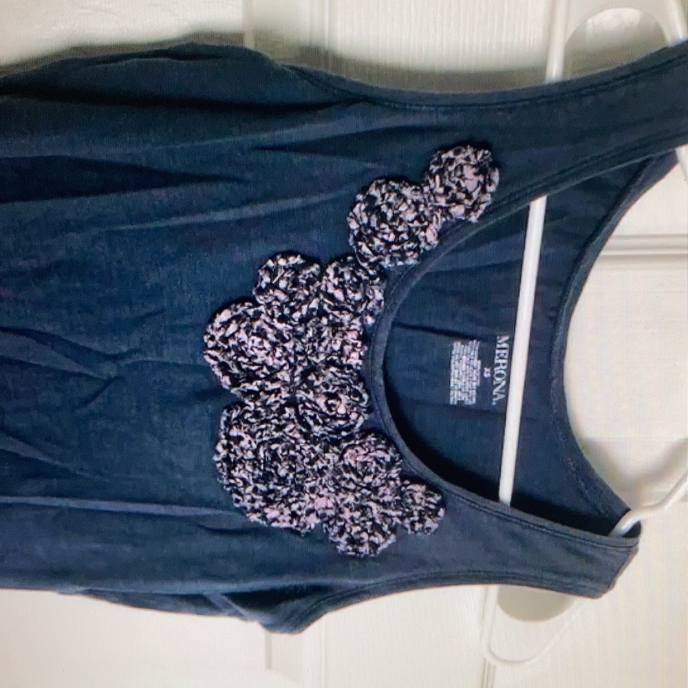 Flower patterned vest - Picture 2 of 4